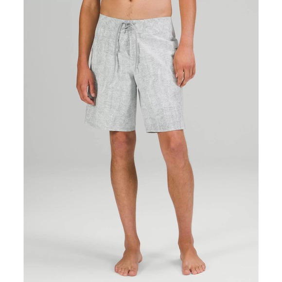 Lululemon Current State 9" Board Shorts in Mono Wave Ocean Air Rhino Grey Sz 38 - Picture 1 of 8